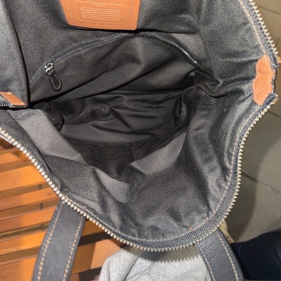 Coach Brown Leather Graham fold over Tote Bag - Picture 7 of 8